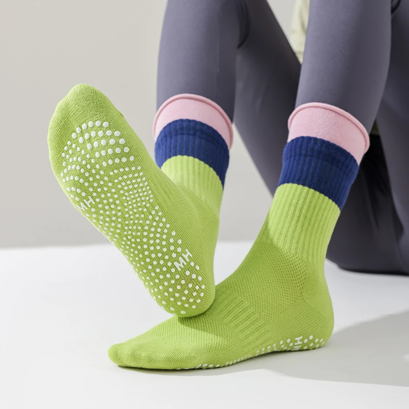Silicone Non-slip Yoga Socks W - Home Gym Pro ulasan dan harga